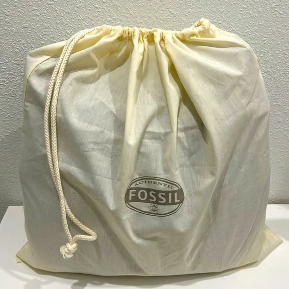 NWOT FOSSIL Gwen Hobo Expandable Pebbled Leather Bag with Dust Bag - Picture 17 of 17